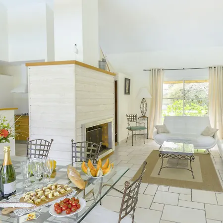 Residence Lagrange Vacances Villas La Clairiere Aux Chevreuils 4*